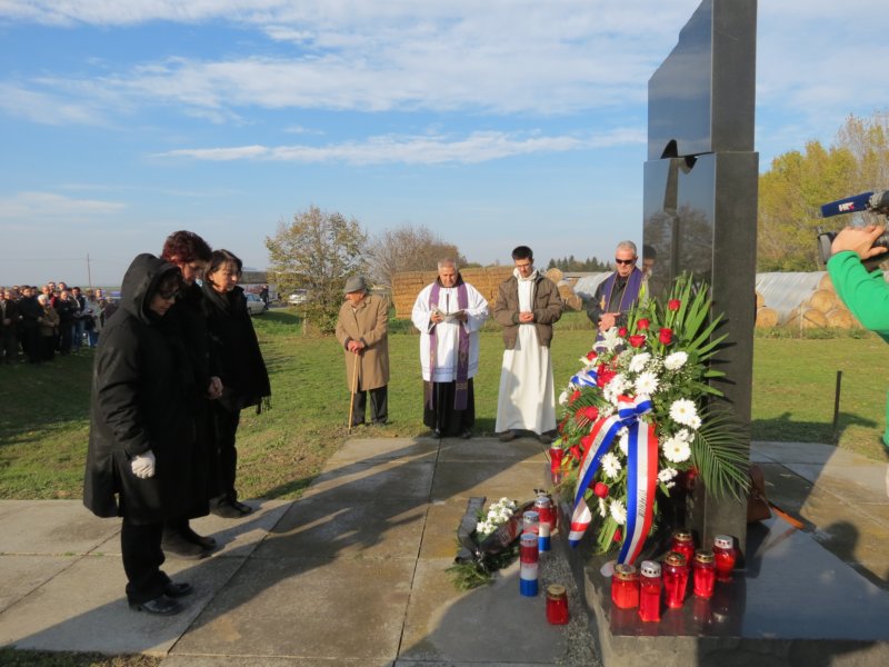 vukovarfarmalovas19112013g.jpg